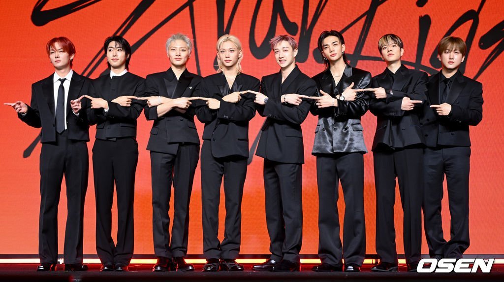 PL4NETSKZ's tweet photo. Today's the day! 🎉🔥
Stays! The comeback is finally here! Let's support, and enjoy every moment. Wishing the members an amazing comeback and let's make this era unforgettable! ❤️#StrayKids #SKZComeback #thisandthat https://t.co/FCjA8ANd0C