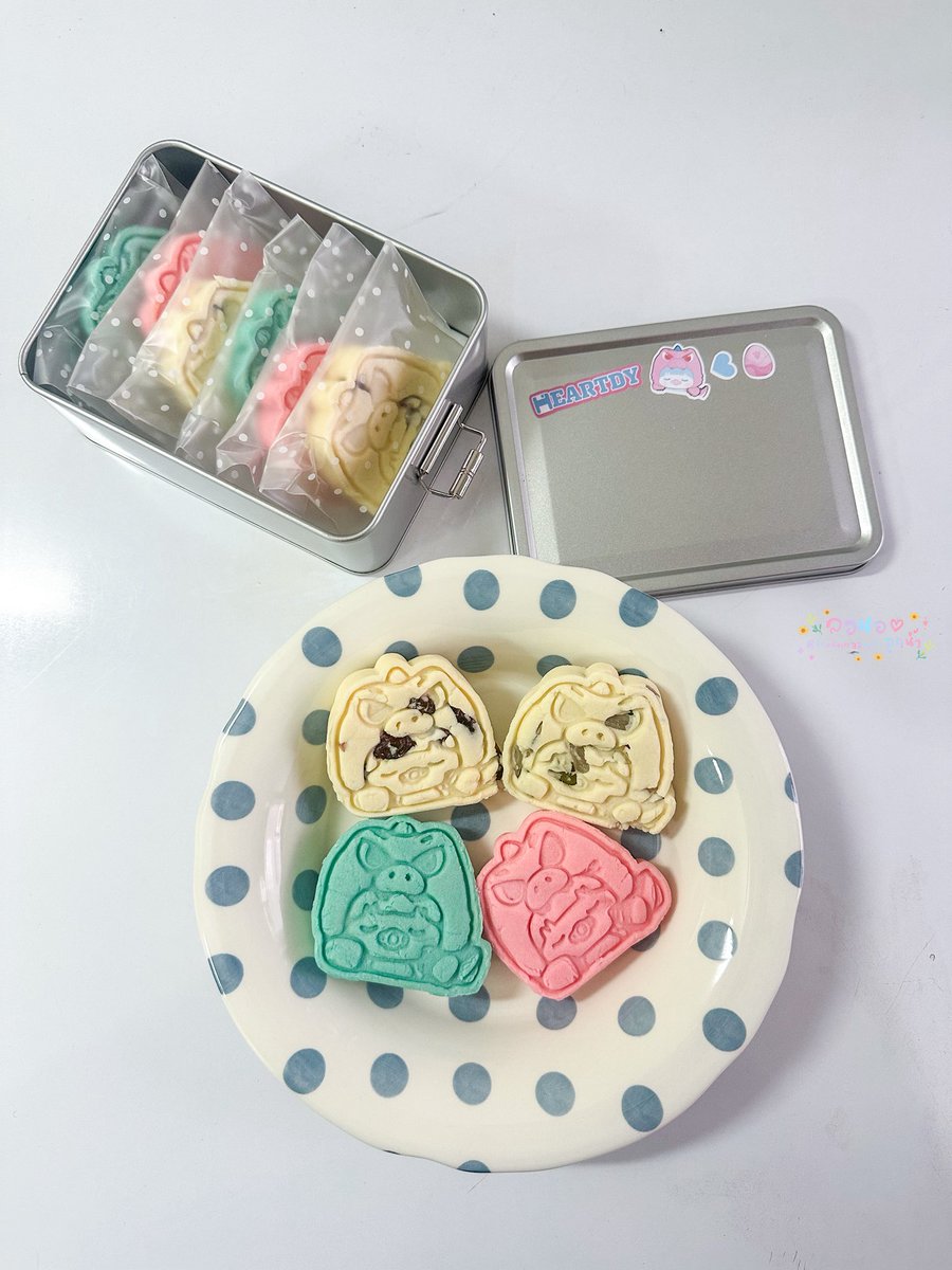 looknnaam's tweet photo. 𝐆𝐢𝐯𝐞𝐚𝐰𝐚𝐲 — ‧⁺◟꒰🎂 𝑯𝒂𝒑𝒑𝒚 𝒃𝒊𝒓𝒕𝒉𝒅𝒂𝒚 𝒃𝒂𝒃𝒚 @natasittttt 🍼💓꒱˚ ༘

cookie HeartDy 🍪🍼🦖🩵💖🎀 150ea
- สีฟ้าไส้บลูเบอร์รี่
- สีชมพูไส้สตอเบอรี่
- ธัญพืช /แคนเบอร์รี่ลูกเกด

#natasitt #ขวดนมของเบบี้ณฐ 
Date : 8 Aug 26 /BY #กิ๊ฟอะเวย์ลอนอ
⏰: 10 am
📍: สถานสงเคราะห์บ้านเด็กอ่อนพญาไท