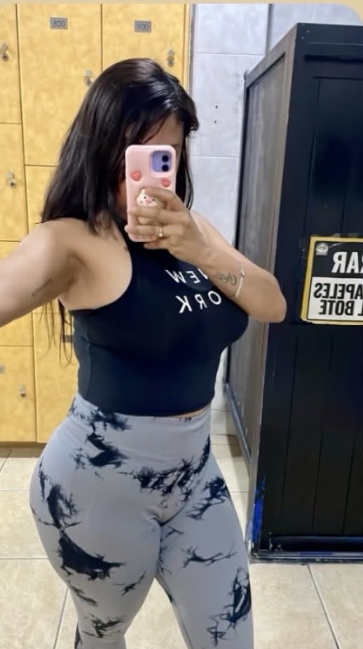 Atrevidossexx's tweet photo. Dia de darlo todo en el gym https://t.co/QhQcSDMyK6