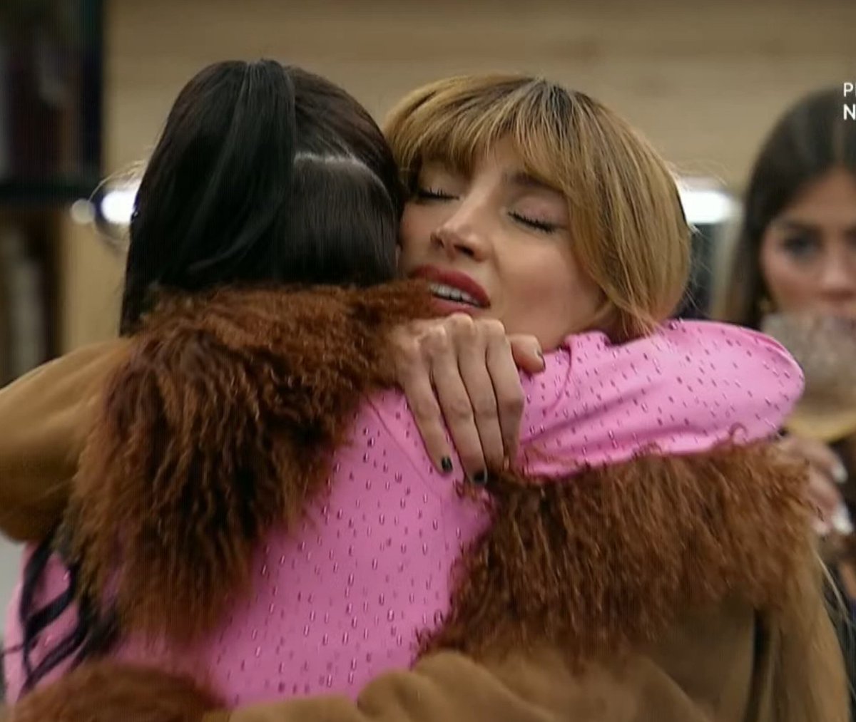 scorpioswift's tweet photo. tini: solcito te amo, fuerte fuerte fuerte 

si me conmueven, gracias por todo tini 🥹
#GranHermano https://t.co/fIyTggLhBw