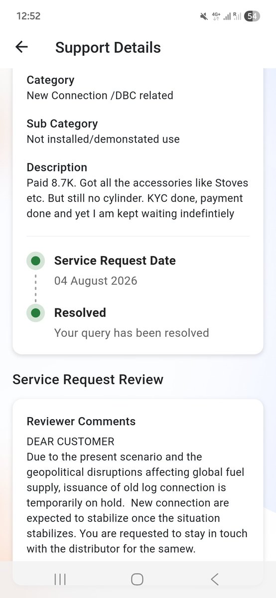 Paramesh_C's tweet photo. @MoPNG_eSeva Resolved how ? My money is with the distributor, lpg is with the oil company, informal ban is with @HardeepSPuri @PetroleumMin and what i have is to deal with broken customer service and government. https://t.co/aFeGkfBLiQ