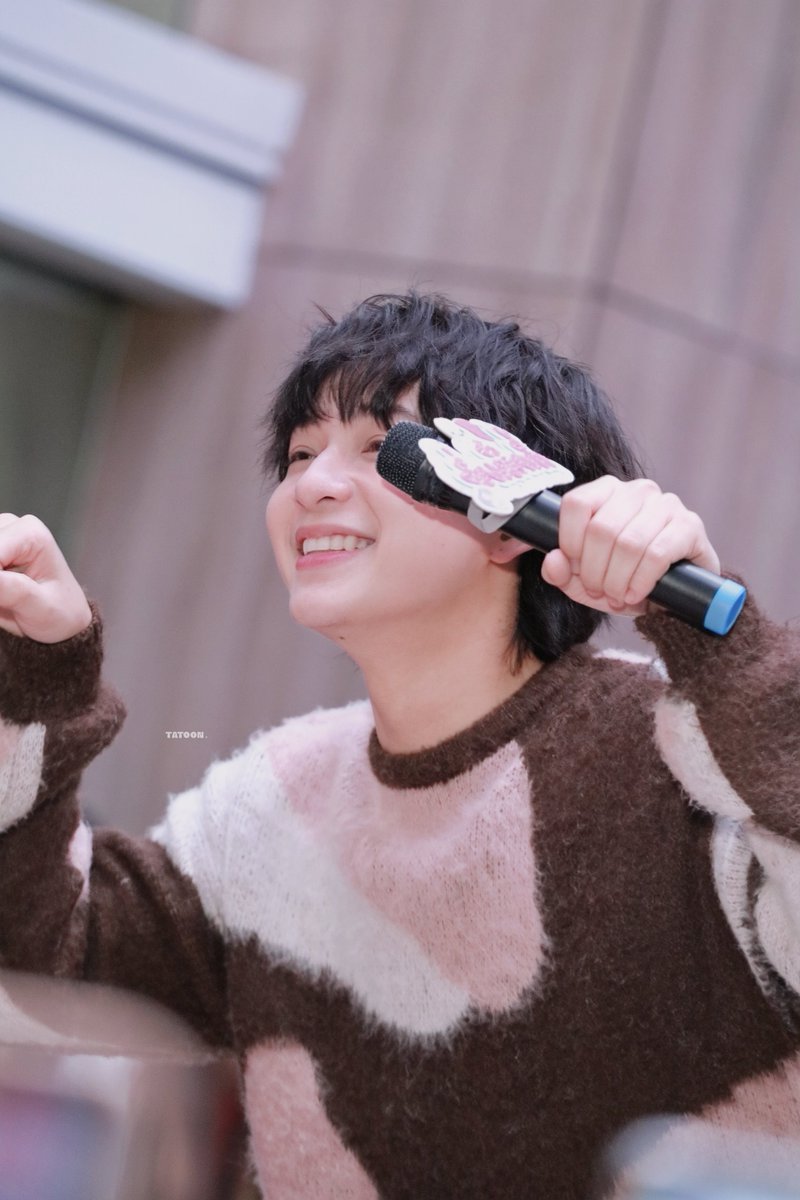 tatatoon_'s tweet photo. 060826 ㅡ น่ารัก 🥰

BE MY PLAYER TWO EP4

#ซอโซ่ล่ามธีร์EP4
#MaxkyBasxFANDOMFANFIC
₊˚⊹ ᰔ #บาสเด็กอ้วนที่แท้จริง #bbasjtr ˚ ༘ https://t.co/bvlTP1l85x