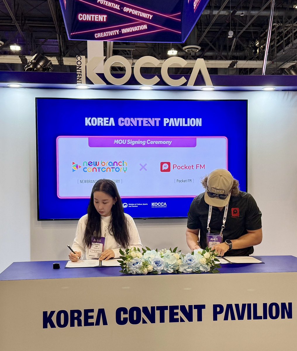 nbcontentory's tweet photo. 📍#Ai4, Las Vegas
#NEWBRANCHCONTENTORY X #PocketFM
글로벌 오디오 엔터테인먼트 Pocket FM과 공식 MOU 체결! 🤝
오디오계의 넷플릭스 Pocket FM의 압도적인 글로벌 플랫폼 파워와 뉴브콘의 혁신적인 #AIContent 제작 기술이 만나 선보일 글로벌 콘텐츠 시장의 새로운 지평을 기대해 주세요 👀✨ https://t.co/rMuNHHSKRn