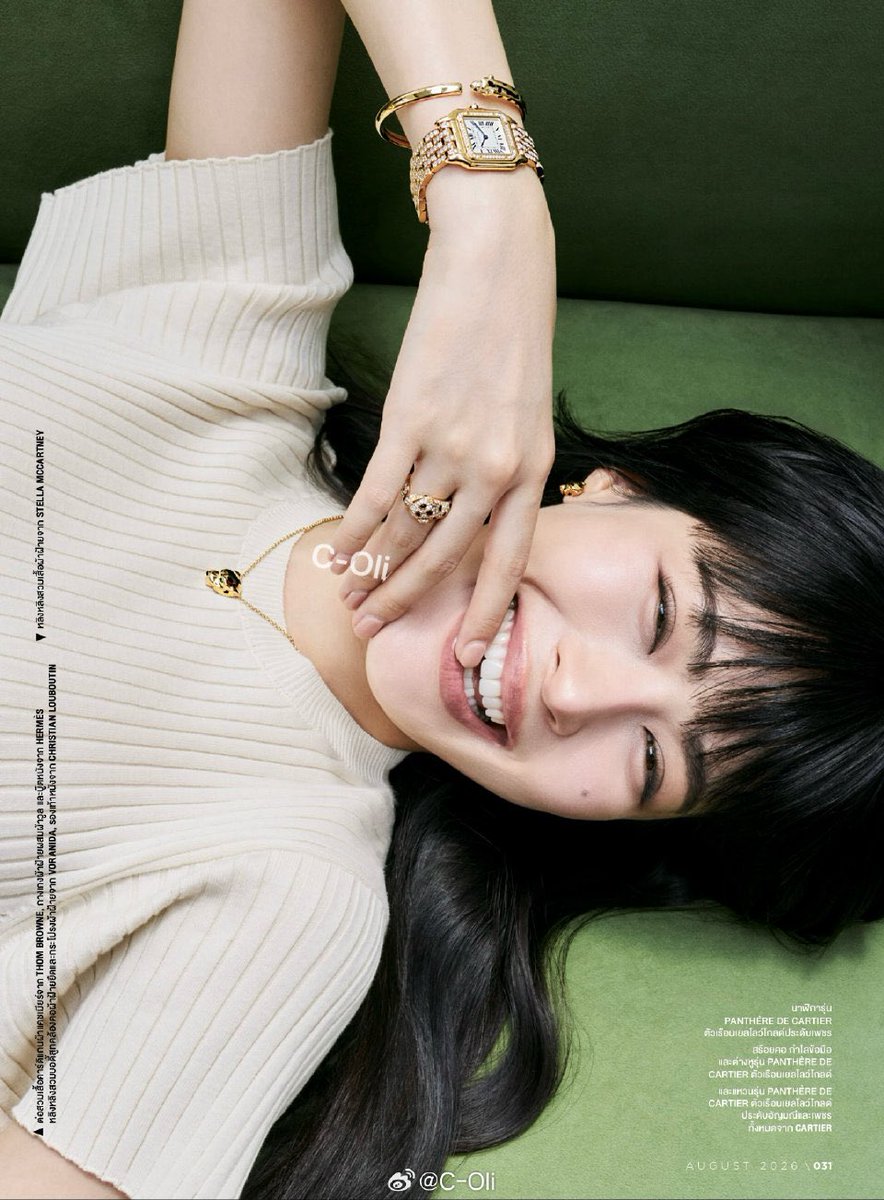 LingOrm_BH's tweet photo. นิตยสาร GQ Thailand ฉบับเดือนสิงหาคม เปิดตัวเล่มพิเศษ WATCHES โดยหลิงหลิง คอง และ TOR ปรากฏตัวร่วมกันบนปกฉบับพิเศษนี้ พร้อมสวมนาฬิกาจาก Cartier ถ่ายทอดแฟชั่นเซ็ตนาฬิกาที่ทั้งหล่อและสวย สะดุดตา และน่าประทับใจเป็นอย่างยิ่ง! ✨

cr. weibo C-Oli

#หลิงหลิงคอง 
#LinglingKwong 
#หลิงออม 
#LingOrm