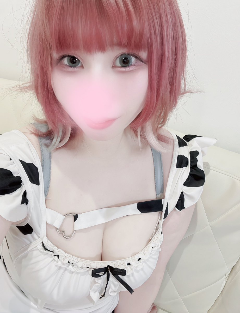mirai30_0's tweet photo. 本日もみらいわーるどに出現中です🧚笑
この気温で少し涼しいとか思ってる
あたりがもうやばいです😂
あ、お部屋は涼しくしてありますよ🤩
そして今カビキラーしてます笑
ピカピカのお部屋で是非思い出作りしませんか？🤩 https://t.co/gyPUkCsWAN