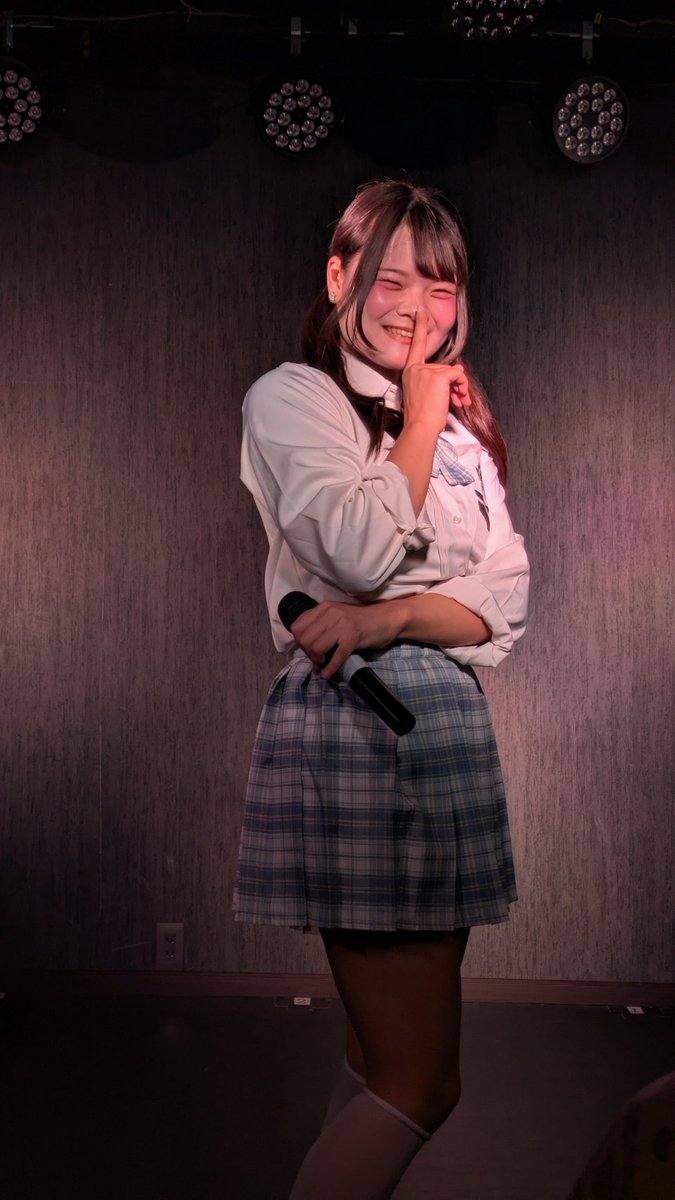 ikurasu_chan's tweet photo. 2026.08.05 NERVEでしょ〜たいむ 平日不定期公演 @ LiVE STAGE NERVE
ふちゃの制服大人気だねー😊
#SØiD
#SOID
#愛猫ふう
#にゃんだふう https://t.co/iNf43JDGdp