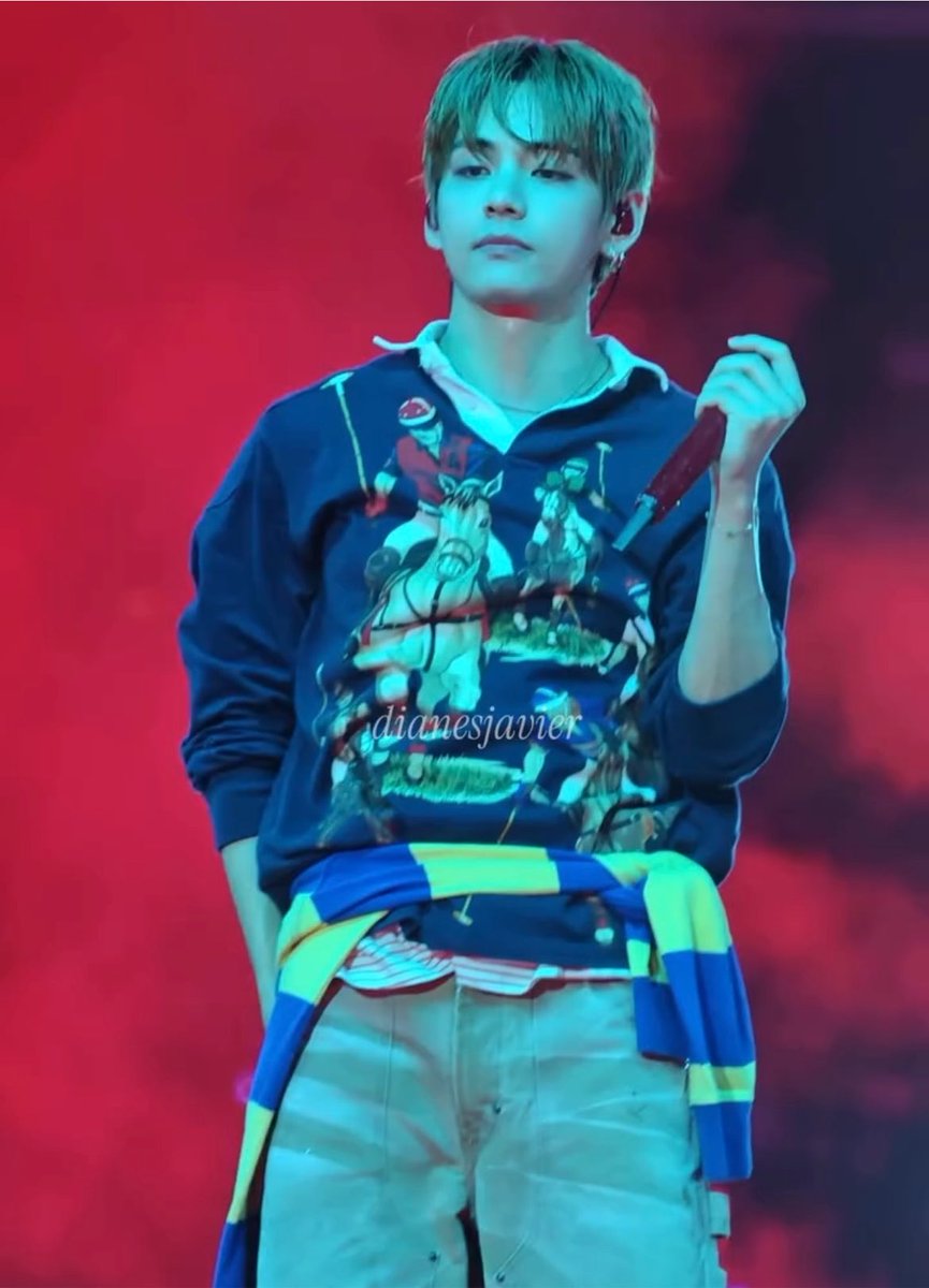 revesbleus's tweet photo. taehyung wearing the polo ralph lauren “five horsemen” rugby shirt, a spring 2005 archival polo design that became such a collector favorite it earned a reissue years later. his vintage game is insane 𓍼ོ https://t.co/kVqDXruTNe