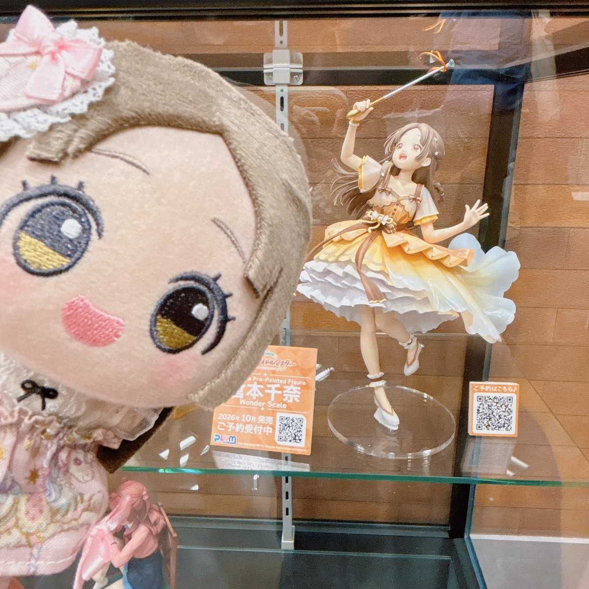 hakka_alice's tweet photo. ハツボシストアに展示されてた千奈ちゃんフィギュア………
あまりにも可愛くて何枚も何枚もとってしまったコレは素晴らしいです……可愛い可愛い可愛い！！！
可愛すぎますやばい…♡′ᴗ‵♡ https://t.co/mWDlI9fAjB