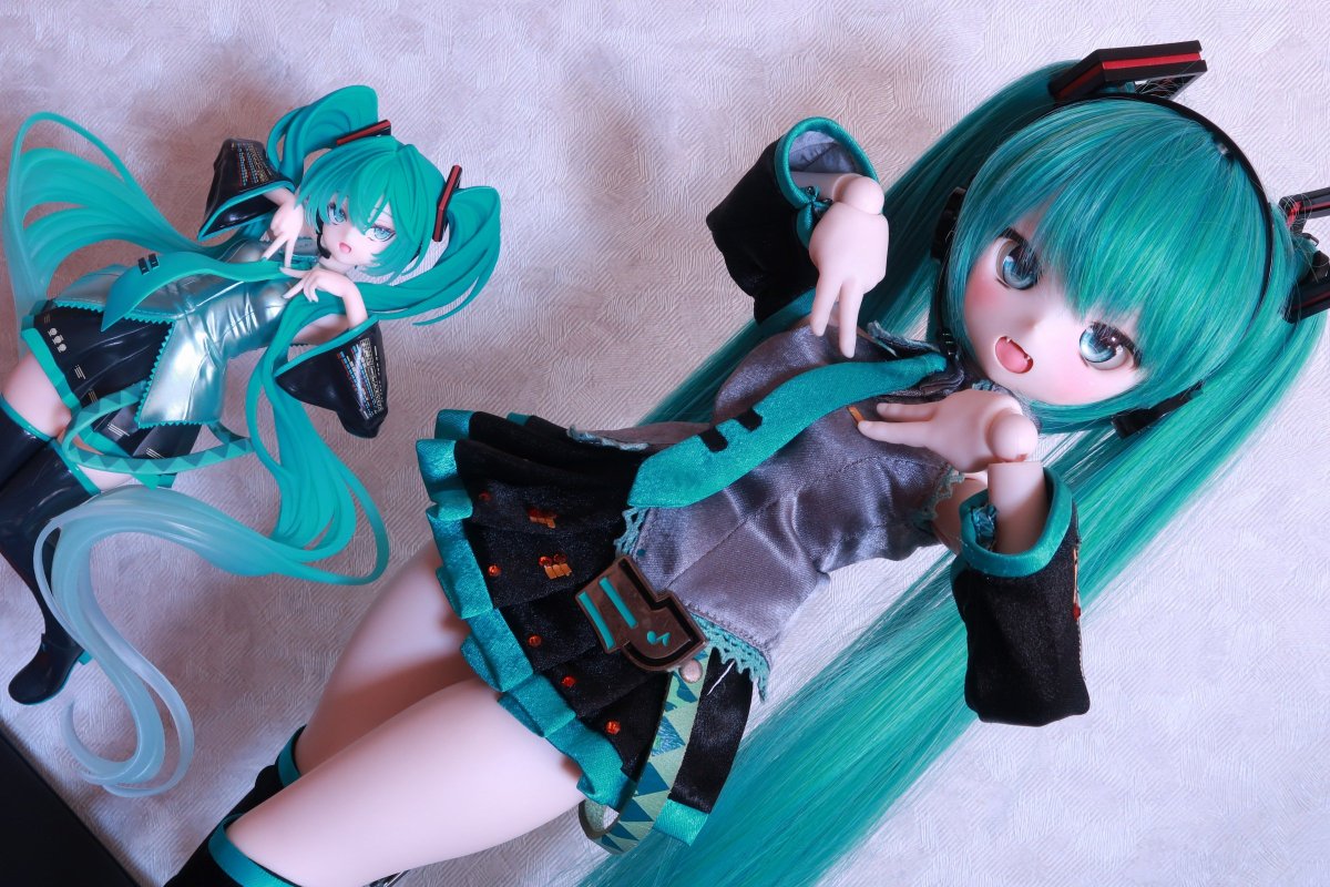 nobe3939's tweet photo. 初音ミクのドール&amp;フィギュア♥ https://t.co/RPNO1cJxHH