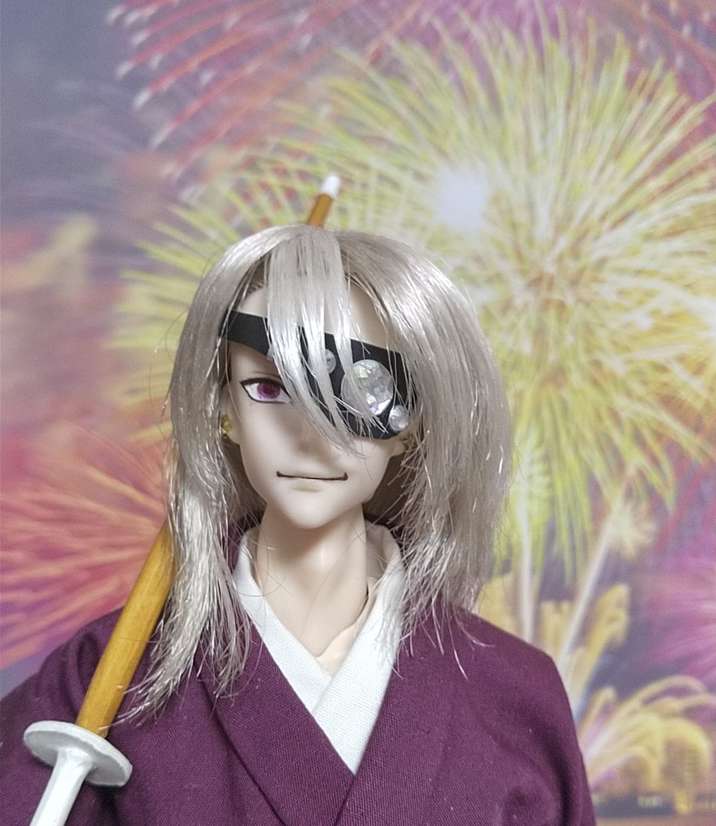 DollhouseAndy's tweet photo. こびとやさんがオビツ30の首長くなるパーツを通販してくださってますよー！
どの長さが良いか迷ってるひとは、見本をお預かりしていますので、アトリエで全サイズお試しいただけます👍
襟腰高めの服を着た時や、胸元がっつり開けた時の映え方が全然違います
⬅️01ヘッド＋6㎜　➡️03ヘッド＋4㎜ https://t.co/4TcW5XkhZe