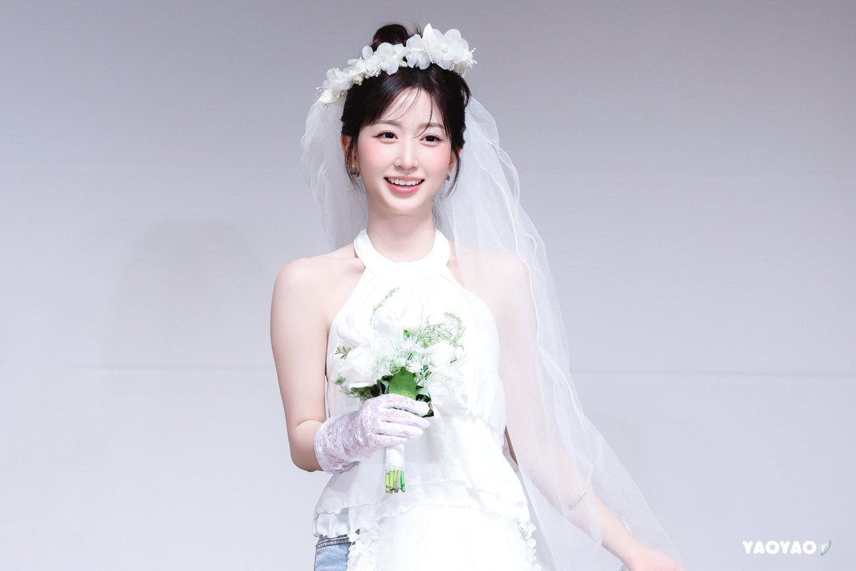 yaoyao_Haewon's tweet photo. 260806 ms
👰🏻‍♀️💍
#NMIXX #엔믹스
 #해원 #HAEWON https://t.co/WWFZ1vVTwZ