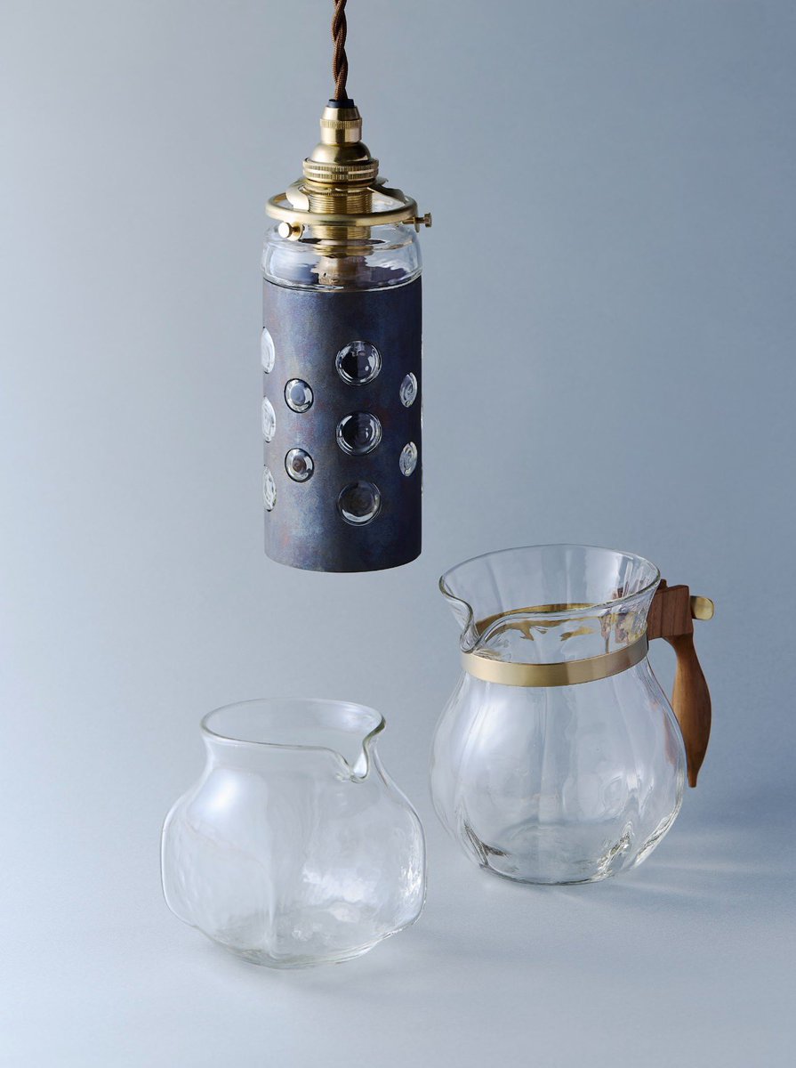 Discoverjp_Lab's tweet photo. 2026年8月15日（土）〜8月23日(日)安土草多 個展が開催いたします。
定番品はもちろん、新作の酒器や墨色のグラスなども入荷。心が和む、自然体なガラスたちが夏を彩ります。初日の入店整理券を当店のオンラインショップにて配布します。詳細はオンラインショップにてご確認ください https://t.co/tThjpLtxAD