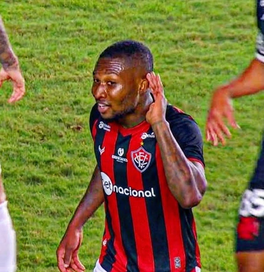 ALNB1899ECV's tweet photo. @Nixolaas Ta bom vai falando ai NiCHORAs https://t.co/mSdUKrUJ2g