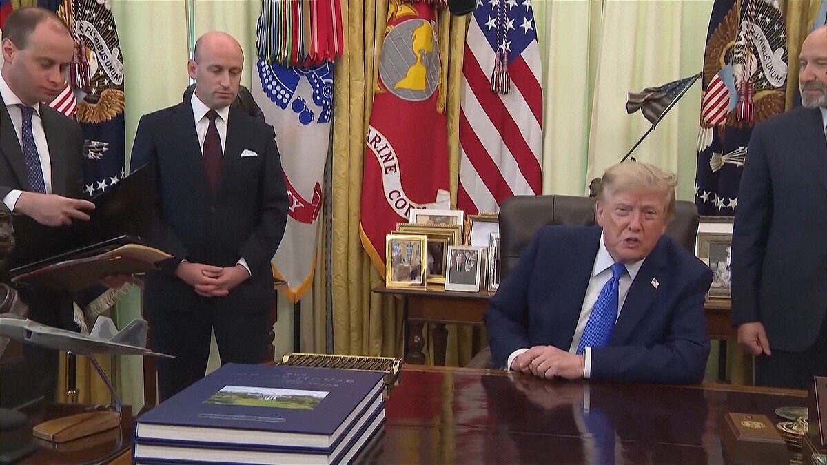 livedoornews's tweet photo. 【国籍】トランプ大統領が「出産ツーリズム」禁止へ
https://t.co/gB5xmEbGh9

米国内で子どもを産み、国籍取得を目指す「出産ツーリズム」を禁じる大統領令に署名。また、両親がいずれも米国籍を持たず、さらにそのうち一方が外国政府関係者の場合などは、米国籍の取得対象から外すとしている。 https://t.co/wpOAZOvaFe