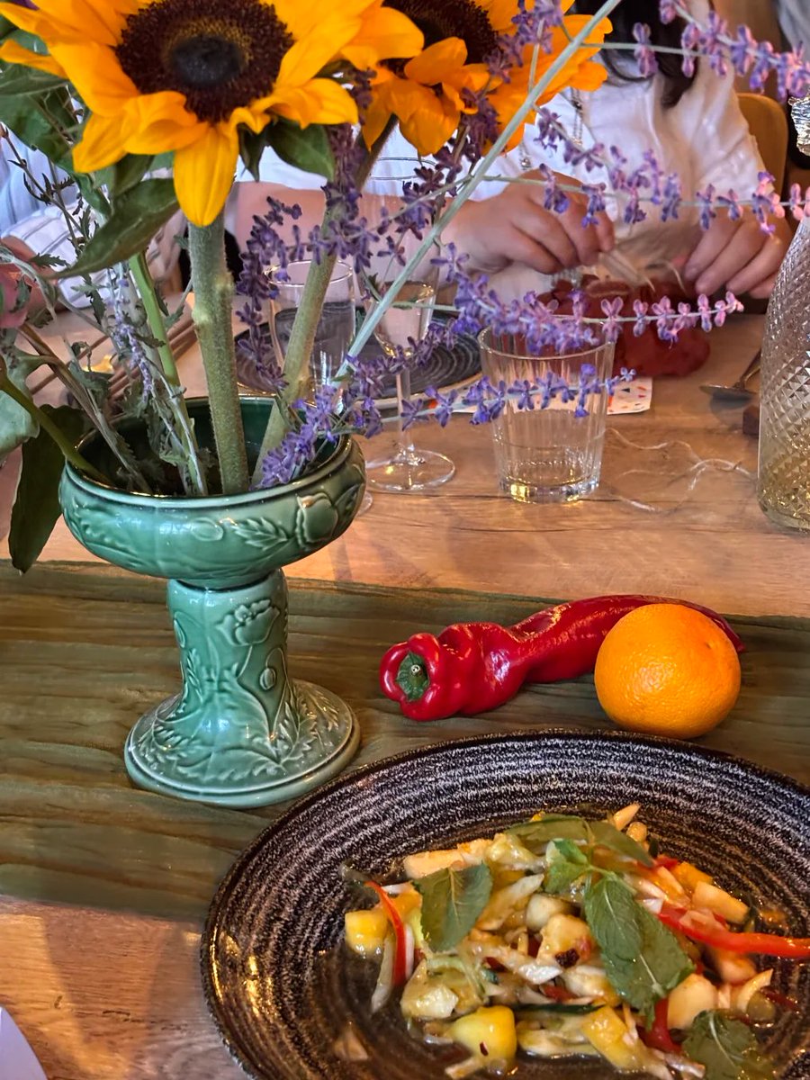 grace_spacesg's tweet photo. I was invited to a private chef's dinner hosted by a friend. The cuisine was extensive, and the atmosphere was exquisite. https://t.co/SUkxGGBzlO