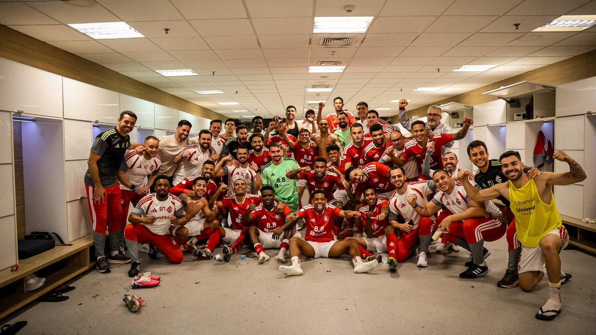 SCInternacional's tweet photo. 🇦🇹 SOMOS DO 𝗜𝗡𝗧𝗘𝗥! 🇦🇹 https://t.co/95NI1HdhNW