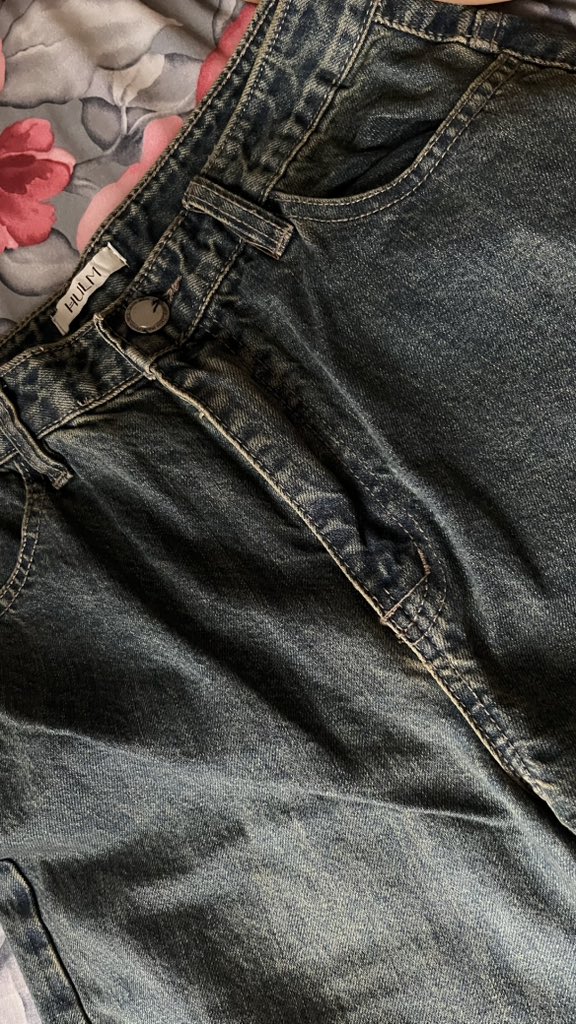 yaswinners's tweet photo. wts hulm oakley wide jeans size L
baru bgt sampe barangnya belum aku pake, aku beli di tiktok shop 204ribu ini ku jual 170ribu aja karena salah beli warna 🥹
nett 150ribu ya gais
dom depok, jawa barat
#wts #jeans #zonauangㅤ #zonajajan #murahmurah https://t.co/HZP1ETHRai