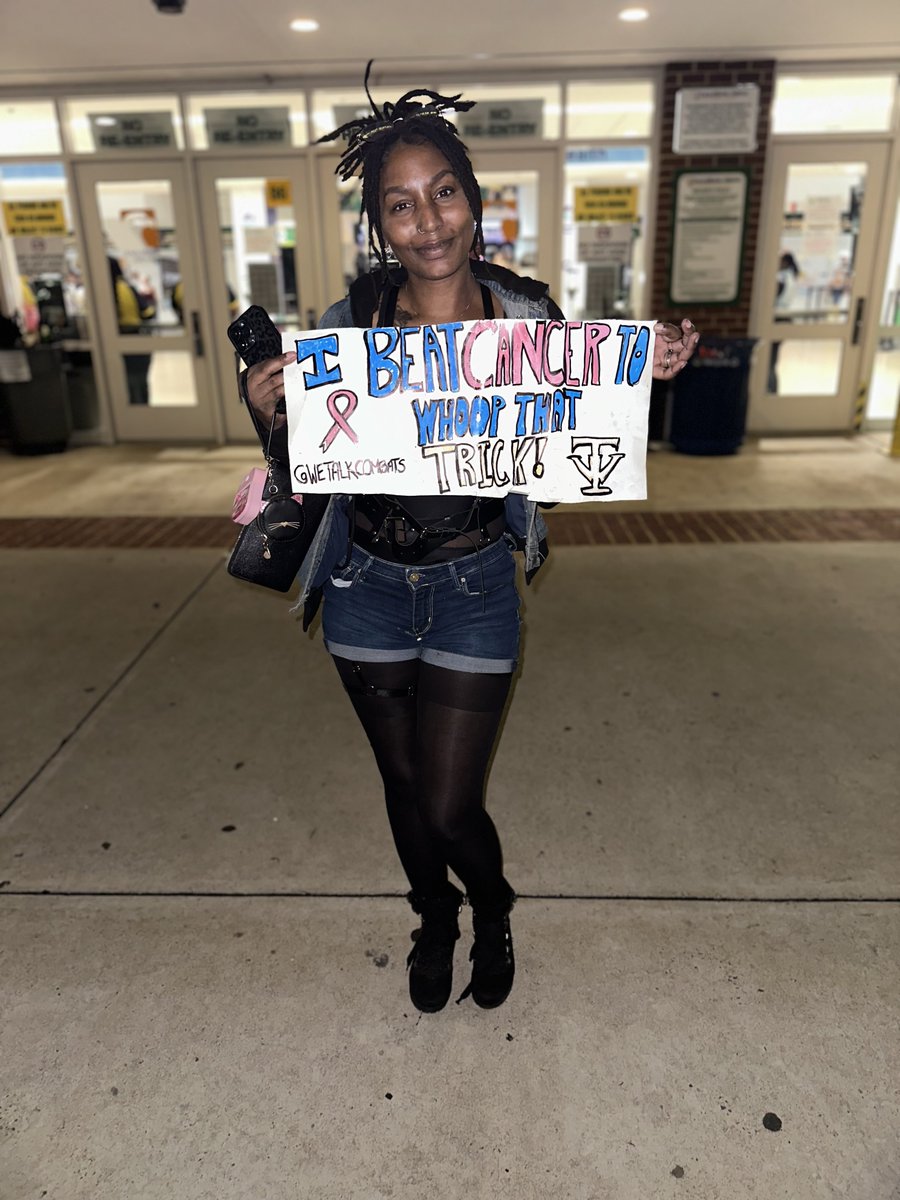 WeTalkCombats's tweet photo. @_trickwilliams #WhoopThatTrick #fcukcancer #WWEFairfax https://t.co/tmBpGA0IQN