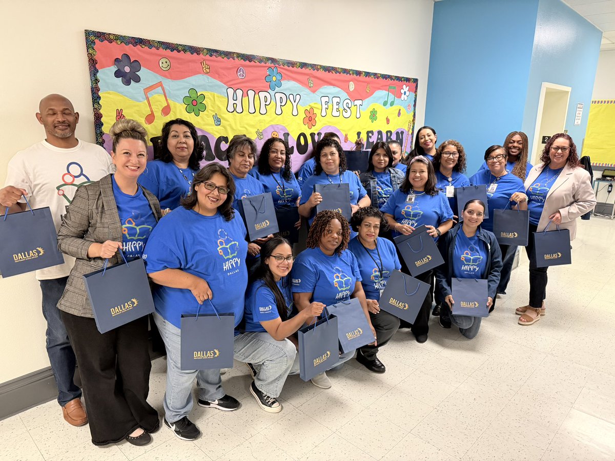 Yvette_HIPPY's tweet photo. Let ‘em know! The legacy continues! 💃🏻
@DallasHIPPY1 @DrDebbieRamos #letthemknow #legacy @dallasschools @Dallasacademics https://t.co/YGXjG9dkxJ