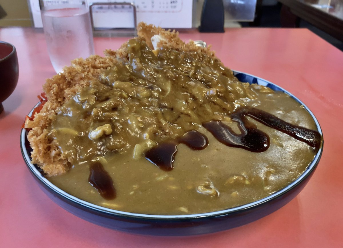 lunch_yuki's tweet photo. 松戸市  末広
チキンカツカレー ご飯少なめ

旭カレールウ×ウスターびしゃがけ。

暑い日の日式カレー最高。 https://t.co/Zlak3JJKE6