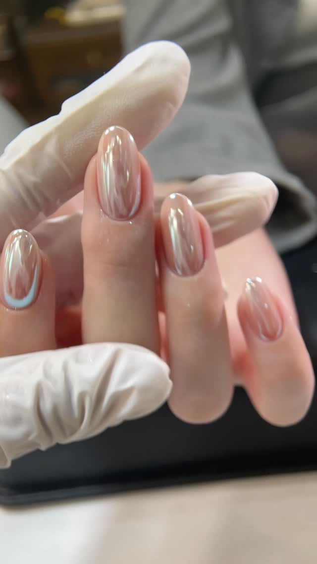 yhh_nail's tweet photo. 男友是職業軍人，跟我說這個月留守三週，平日也都沒有外散宿，是真的嗎 🤔 https://t.co/7qA0kAFwjg