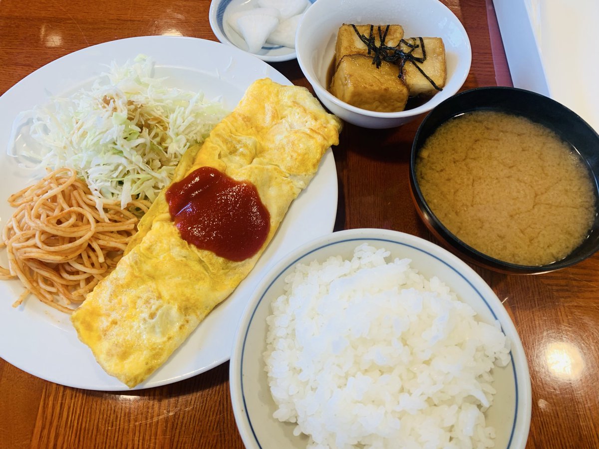 corosukeo's tweet photo. 昨日の昼食。 https://t.co/y2BgFkfNl8