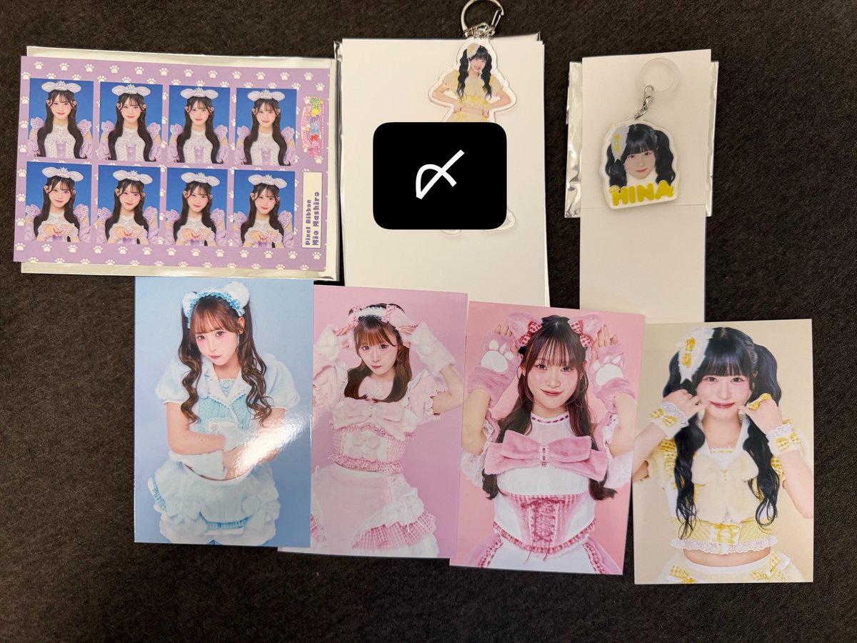 _meowmegu's tweet photo. Pixel Ribbon ZOOtoLOVE グッツ交換

譲  画像参照  💛全身〆
求  同種💚
ブロマイドの求め 2枚目参照

8日 サマジャン or 東京ワンマンでの交換
サマジャンで交換できる方優先させて頂きたいとおもってます💧

お気軽にお声掛けください🙇🏻‍♀️🙇🏻‍♀️

 #ぴくりぼ譲  #ぴくりぼグッズ #ぴくりぼ交換 https://t.co/MM4b7IqsF2
