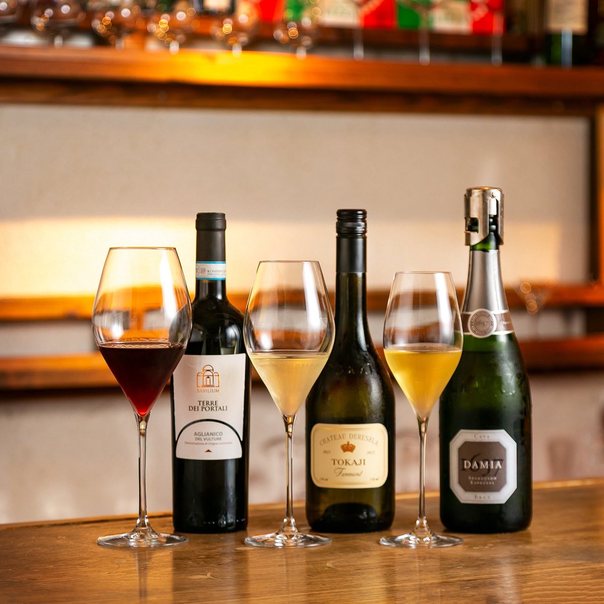 AffabileBar's tweet photo. ワインと創作イタリアン affabileです🍷

お盆期間も休まず営業予定です。

ご家族やご友人とのお食事、帰省中のお集まりにもぜひご利用ください😊

ランチ・ディナーともにご予約受付中です。

ご予約・詳細はこちら⬇️
https://t.co/j2G7o4Nw2Y

西鉄春日原駅西口 徒歩2分 https://t.co/iO9EwJcroD