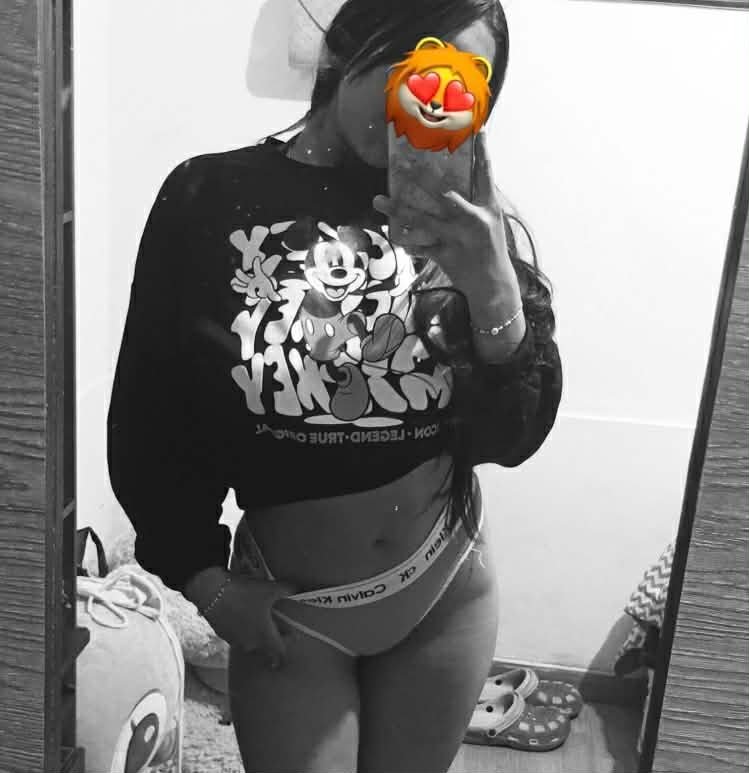 laura08_18's tweet photo. Besitos😘. https://t.co/UKhbbwLc22