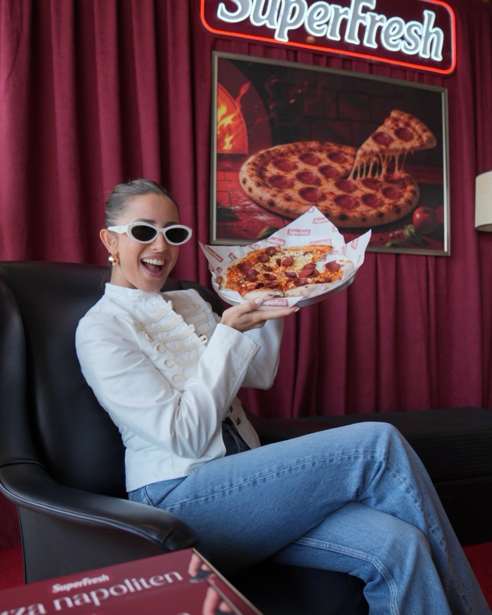 cerenceylanosvo's tweet photo. Bugün  in yeni pizzası Napoliten lezzetiyle İtalya ruhunu yaşadık resmen 🤩🇮🇹 lezzet nerde biz orda 🍕
İşbirliği https://t.co/rSpcjUESlg