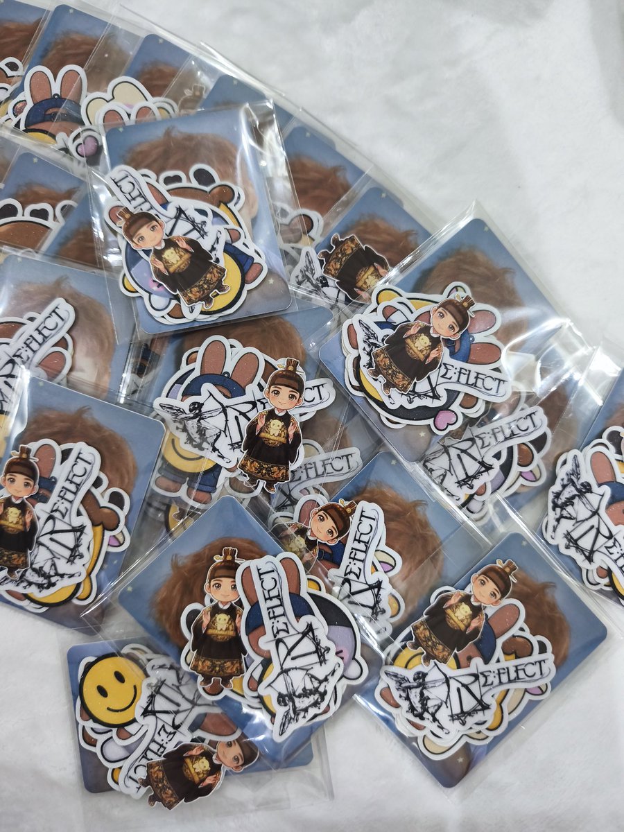 _slakemythirst's tweet photo. I won't be able to attend the Jollimay event tomorrow, but I prepared some freebies for my beloved co-Mays. Get niyo na lang kay @bnnyhnny29 ❤️ (tysm ulit maknae 😊🫶🏼) https://t.co/S7wF8P5pKv