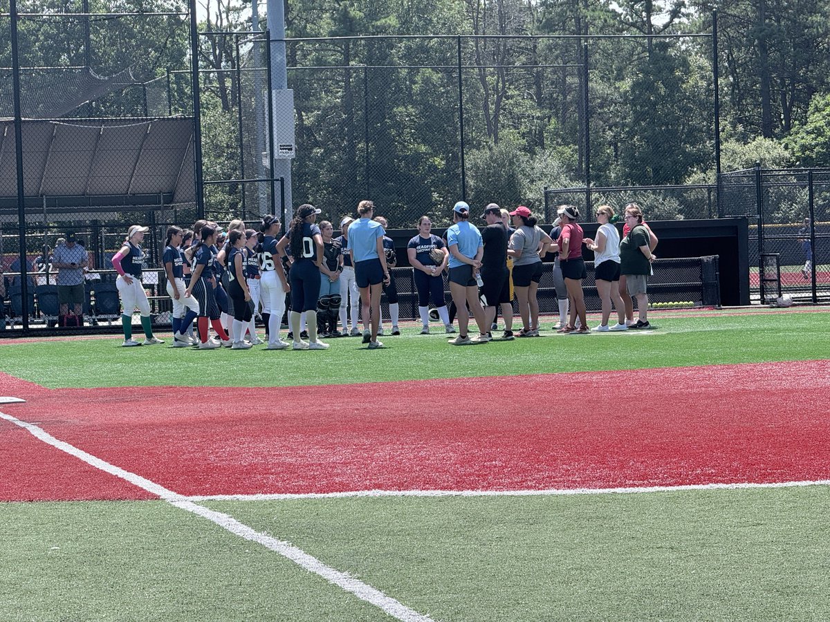 lilly_bifulco29's tweet photo. Thank you @HRollSoftball for a great camp! I met coaches from many high academic schools and connected with some great softball players! Thank you coaches for some great feedback.

@mavericksfpnj @heyitsCoachJP @SoftballDown @LineDsoftball @IHartFastpitch @ExtraInningSB https://t.co/QWlsO26fFs
