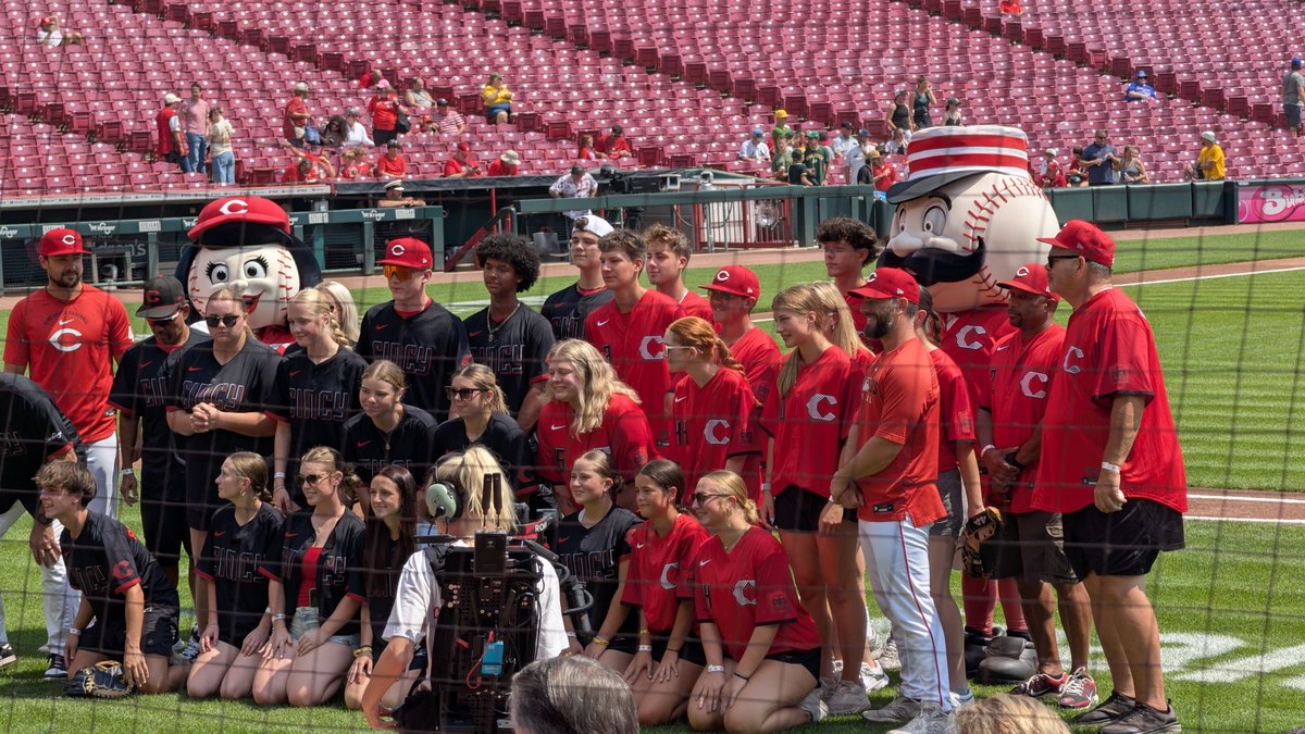 Joe_Batchler's tweet photo. Got to watch my brother's on field Homerun Derby at GABP https://t.co/fYZMMzFRAj