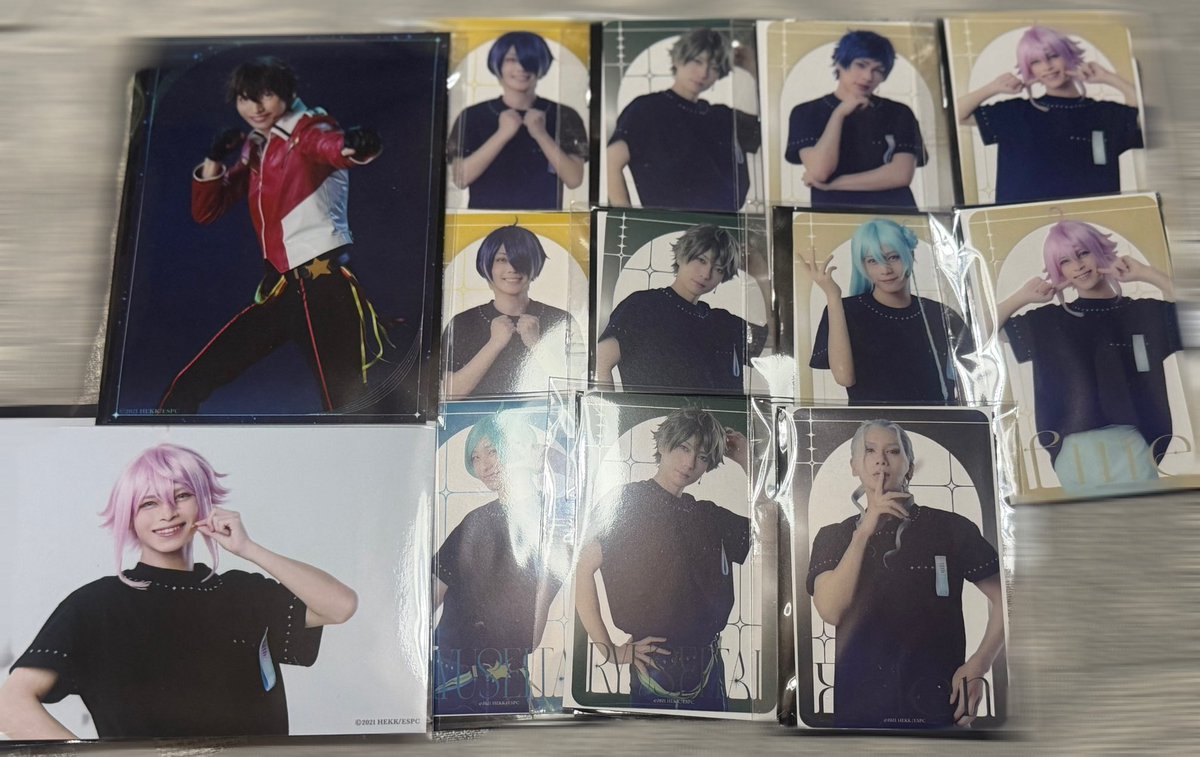 Mini_blu07's tweet photo. 【交換】
あんさんぶるスターズ　10th THE STAGE
あんステ
【譲】守沢千秋　仙石忍　高峯翠　深海奏汰　伏見弓弦　姫宮桃李　日々樹渉　乱凪砂

【求】　各種巴日和＞定価　郵送の場合＋送料

本日8/7 現地交換可能
他別日手渡しor郵送

気軽にお声がけください https://t.co/l9vgUrNrlP