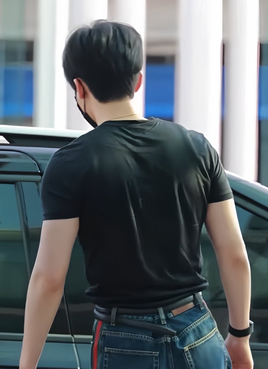 g_eneglaer's tweet photo. น้องแจมินหายไปไม่กี่อาทิตย์ โผล่มามีทั้งอกทั้งหลัง ถ้านี่ไม่ใช่คนที่มีวินัยในตัวเองที่สุด ชีฟิตหุ่นมาไทยมาก ป้าคาดหวังเสื้อครอปจะเท่าที่เกาบี๋ได้มั้ย หุ่นแส้บแล้วเสื้อแส้บจะกลับมายัง5555555555 https://t.co/a3Je6zjS3k
