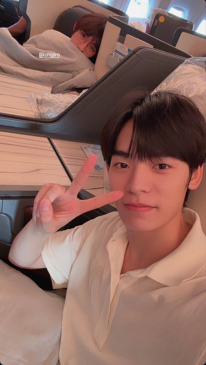 ferxxnn's tweet photo. พันลี้กับที่รัก น่ารักมากค้าฟฟฟ ✈️🫶 https://t.co/PosAqmZcmG