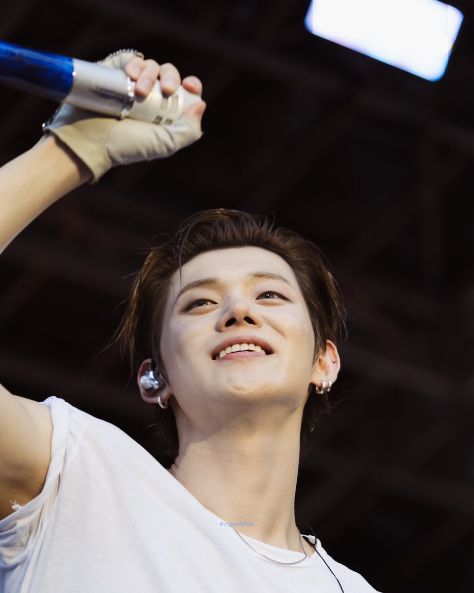 crystall8ksat's tweet photo. 260806 Z100 Summer Bash - YEONGJUN
shot for Ampersnd Media
#YEONJUN #TXT #연준 #z100summerbash https://t.co/694KxF9Him