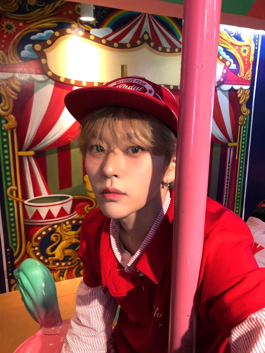 WHIB_ON's tweet photo. 🍒+🥧

#WHIB #휘브 #HASEUNG #하승 https://t.co/8WF6NY1Ow7