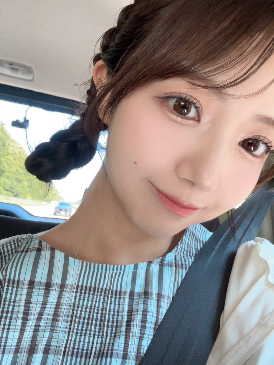 moeka_tada's tweet photo. 移動中🚗 

今日は15:45〜HTB『イチオシ!!』
登別から中継ですー！🐬🫧 https://t.co/odpt1BBWoc