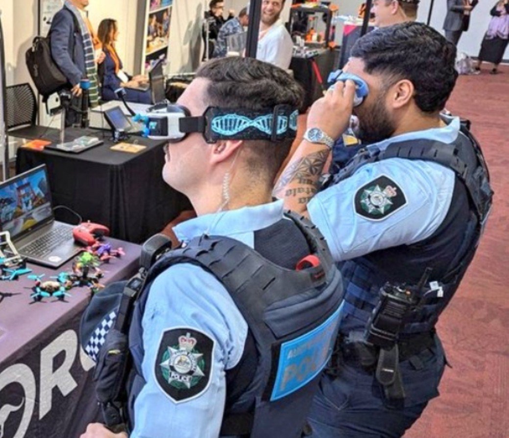 AUADRT's tweet photo. That's a wrap at #ADSTAR #ADELAIDE! Ta for coming by to learn about @DefenceAust #DroneRacing and FPV Drones from our pilots in the exhibition area, and being brave to learn to fly on our sims!
#SendIt!
#rADELAIDE
@CDS_Australia @DefenceScience @ASCA_Aus https://t.co/GtriGPydk7