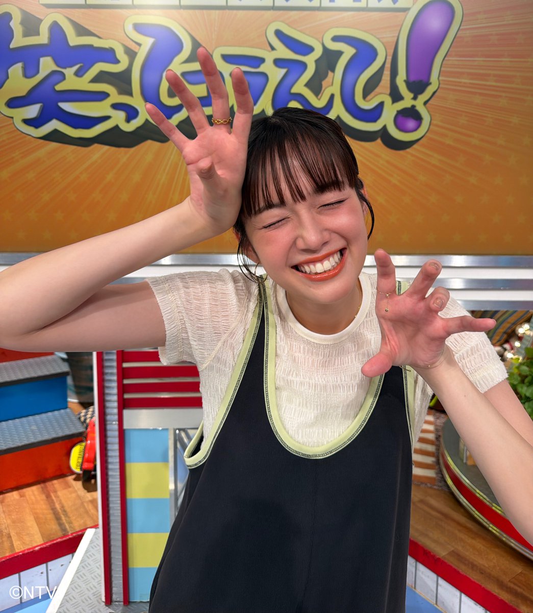 warakora_ntv's tweet photo. #笑ってコラえて！
次回は・・・8/22(土)よる7時から2時間SP！

／
　M!LK 塩﨑太智さんが行く
　ダーツの旅🎯 in 長野県
　　　　　　＆
　第20走者として星野真里さん
　第21走者としてM!LK 曽野舜太さん・吉田仁人さんが
　道の駅伝🎽に登場⌯૩
＼

ぜひご覧下さい◝✩ https://t.co/2pHASXqTcR