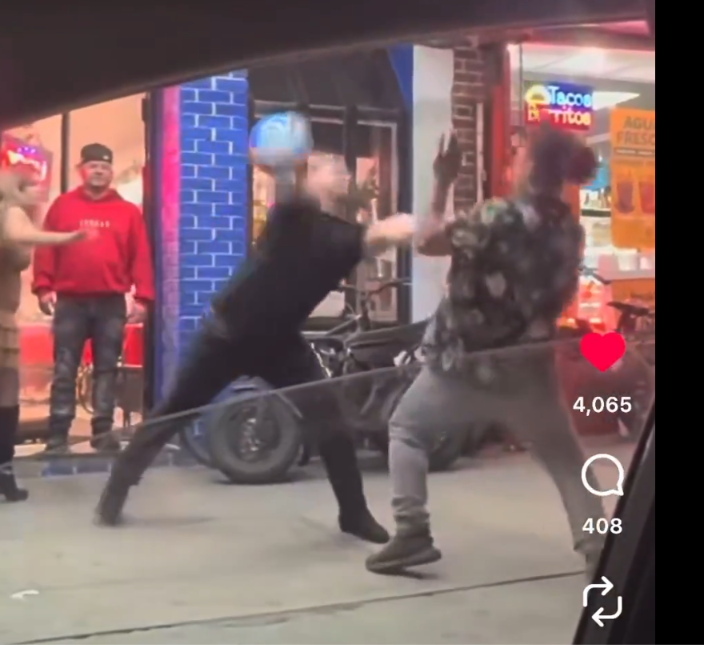 averagegamergt's tweet photo. @iQfightreels what kind of punch is that? https://t.co/9Eil9G7BmE
