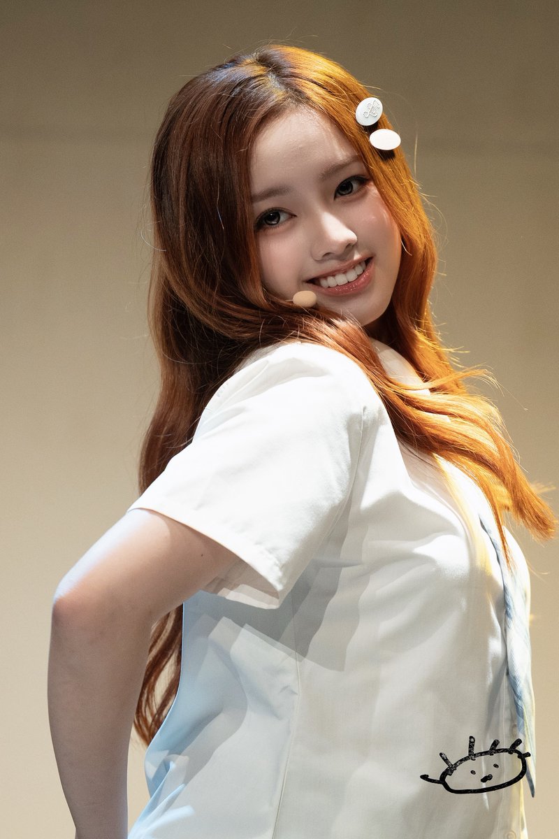 suxlylxyu's tweet photo. #UNIS #유니스 #ユニス
#ELISIA #엘리시아 #エリシア
@UNIS_offcl https://t.co/e5UgyL1thm