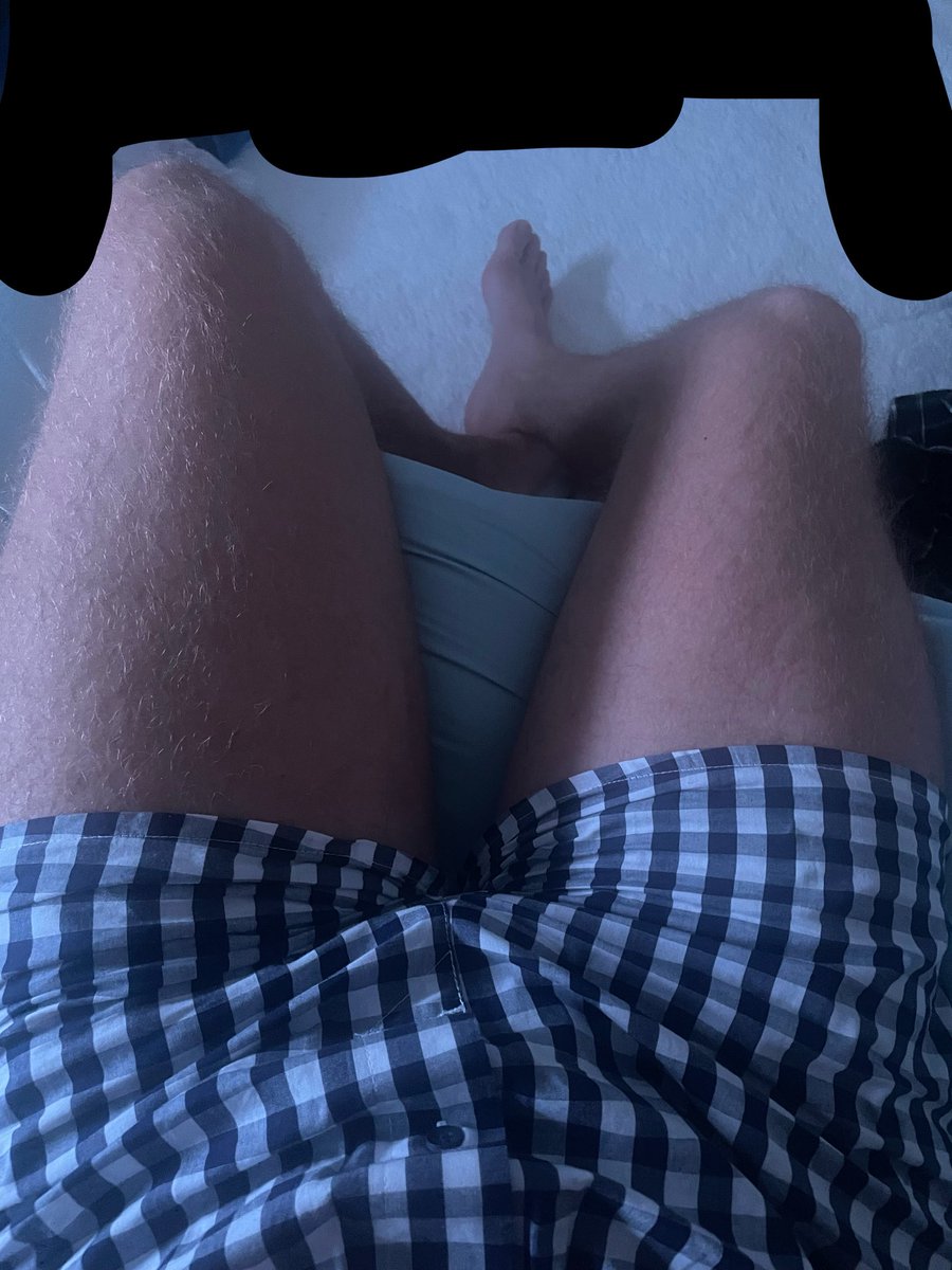 Jerryca85418041's tweet photo. Boreddd someone drop me a message https://t.co/4aKhj2U3GZ