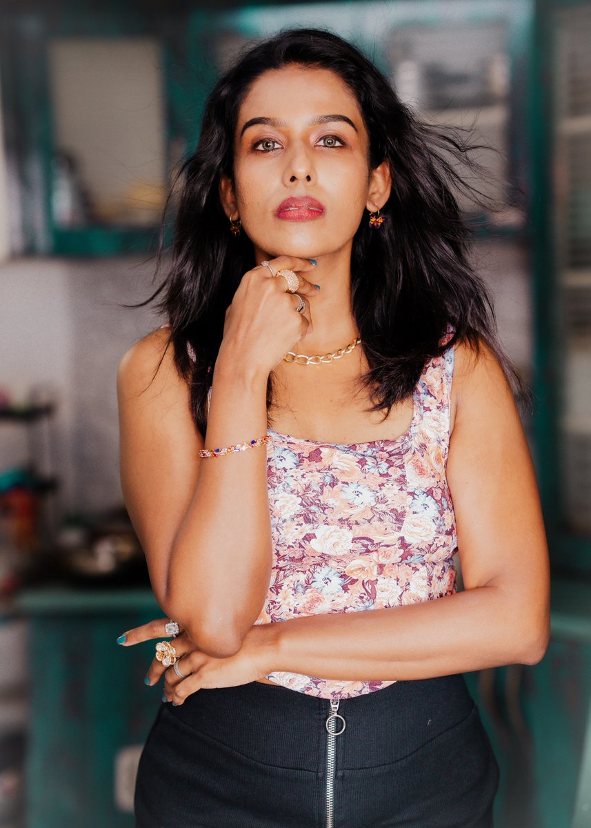 JenishaSharon's tweet photo. Not here to fit in.
I'm here to stand out. ❤️🔥
Confidence is the best outfit—wear it unapologetically.
#Fearless #ConfidenceIsKey #FashionModel #OwnYourPower #DrJenishaSharonJha https://t.co/tOFDZeWxHA