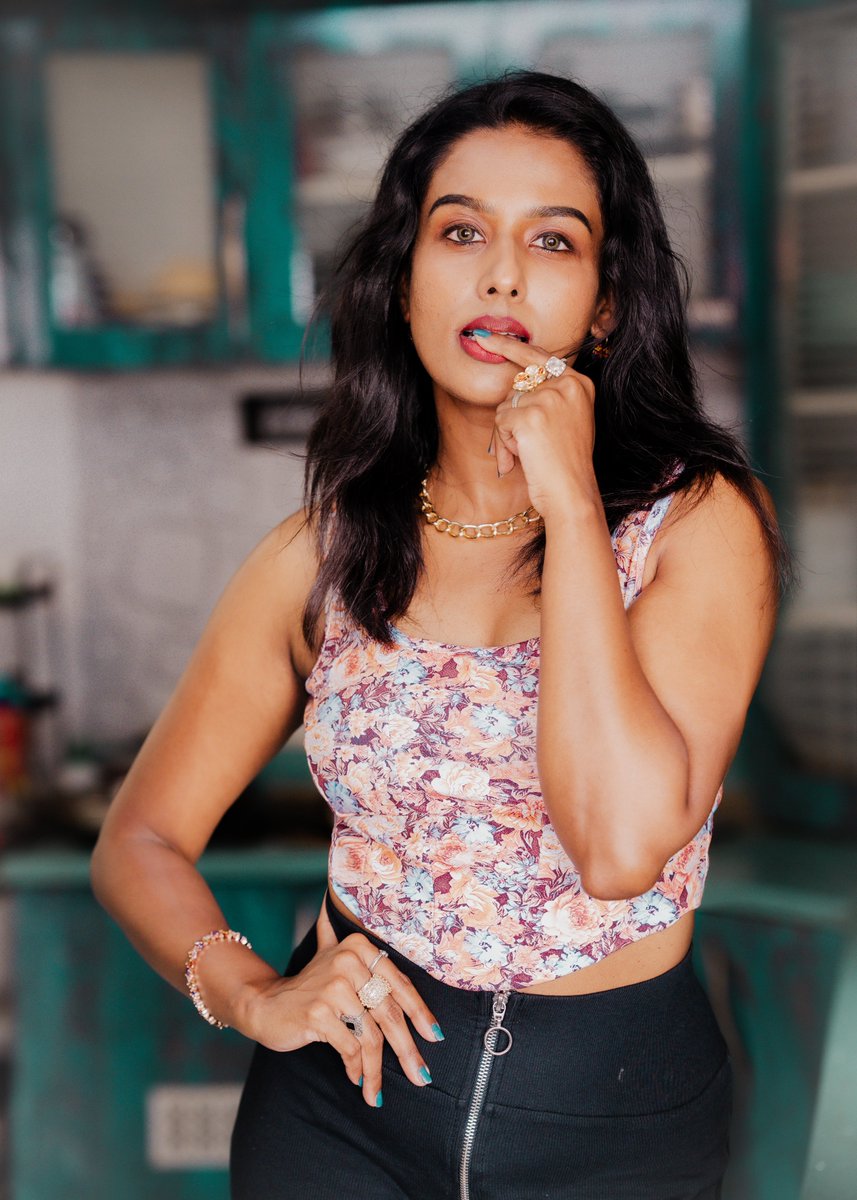 JenishaSharon's tweet photo. Not here to fit in.
I'm here to stand out. ❤️🔥
Confidence is the best outfit—wear it unapologetically.
#Fearless #ConfidenceIsKey #FashionModel #OwnYourPower #DrJenishaSharonJha https://t.co/tOFDZeWxHA