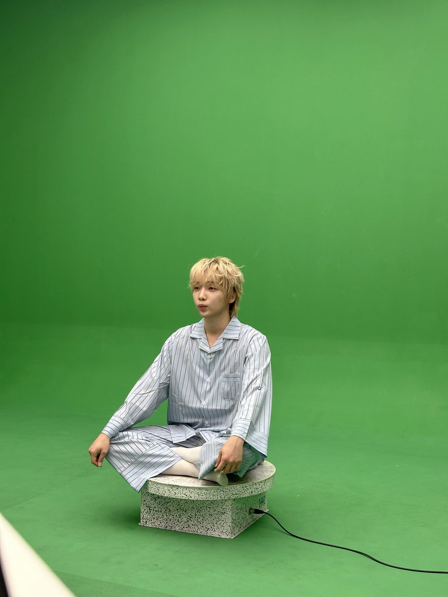 jeongsewoon_twt's tweet photo. 여기에서는… 한 장씩 확인해 보세요! ☺️

🔗 https://t.co/xnA8vb3SyR

#정세운 #JeongSewoon 
#TooMuch https://t.co/etm5Dp5u7Q