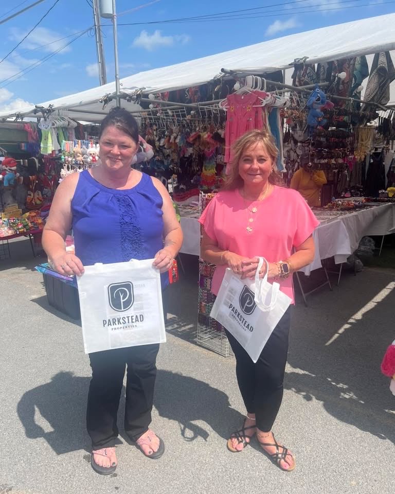 Parkstead_Gov's tweet photo. We hit the farmers market and fair today! https://t.co/fY2bOswQxb