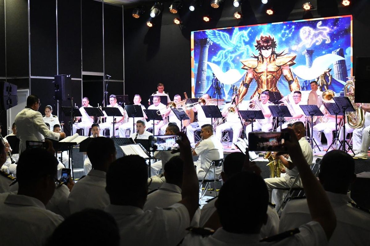 naval_peru's tweet photo. #MGPNoticias 📚⚓ La @naval_peru promovió la cultura e historia naval en la @FILLima2026 . La Banda Sinfónica ofreció un concierto y los Museos Navales difundieron el legado de Miguel Grau con un show de títeres para niñas, niños y familias. https://t.co/S1h2dkJxMk