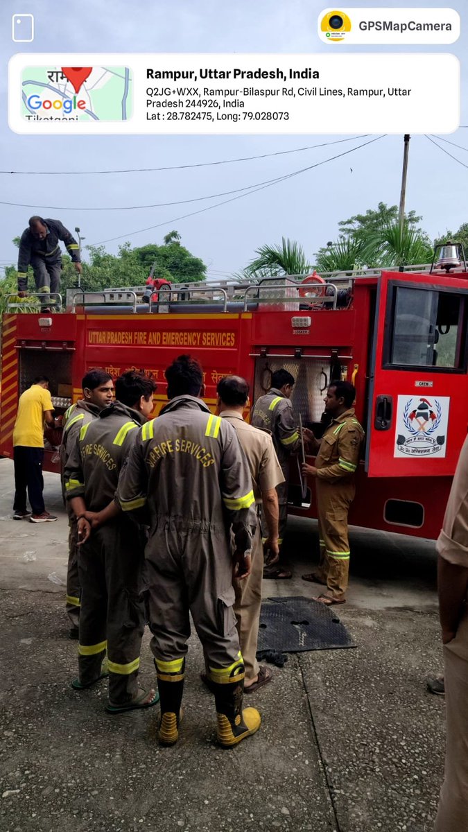 rampurfire's tweet photo. आज दिनांक 07.08.26 को श्रीमान सीएफओ महोदय रामपुर के आदेशानुसार माह के प्रथम शुक्रवार को समस्त फायर स्टेशनों पर बीए से��/अग्निशमन यंत्रों को अग्नि दुर्घटनाओं पर प्रयोग करने सम्बन्धी दिशा निर्देश दिए गए एवम् गाड़ियों में रखे अग्नि सुरक्षा उपकरणों की साफ सफाई कराई गई । https://t.co/45oIyIRb5S